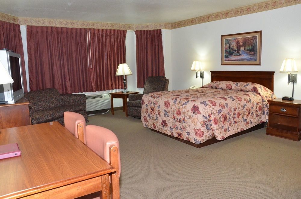 All Towne Suites Сейнт Робърт Екстериор снимка